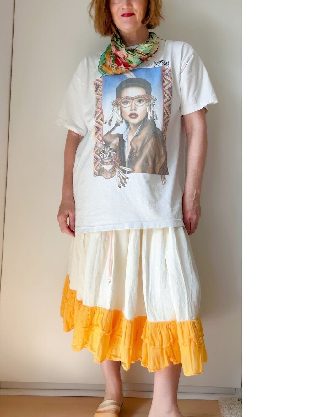 VTG 90s Luxotiica Graphic Tee Size XL Advertising/ Native American LOGO Unisex